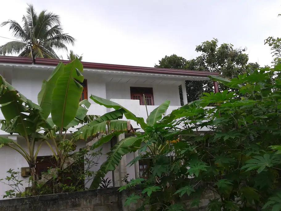 Ishitha Homestay Tangalle Esterno foto