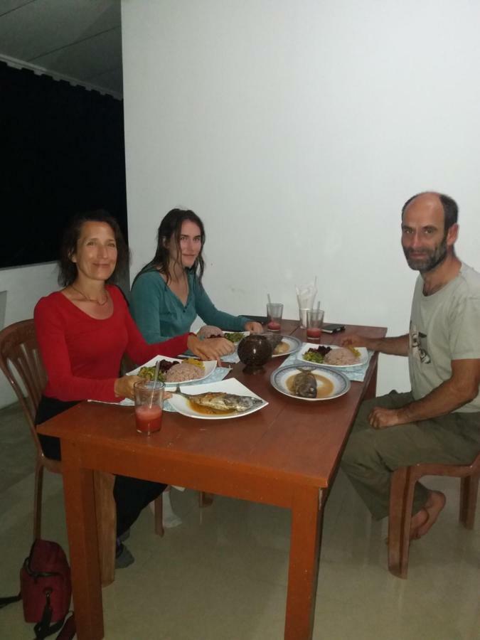 Ishitha Homestay Tangalle Esterno foto