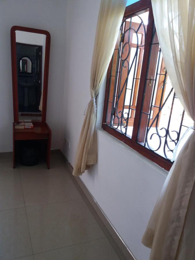 Ishitha Homestay Tangalle Esterno foto